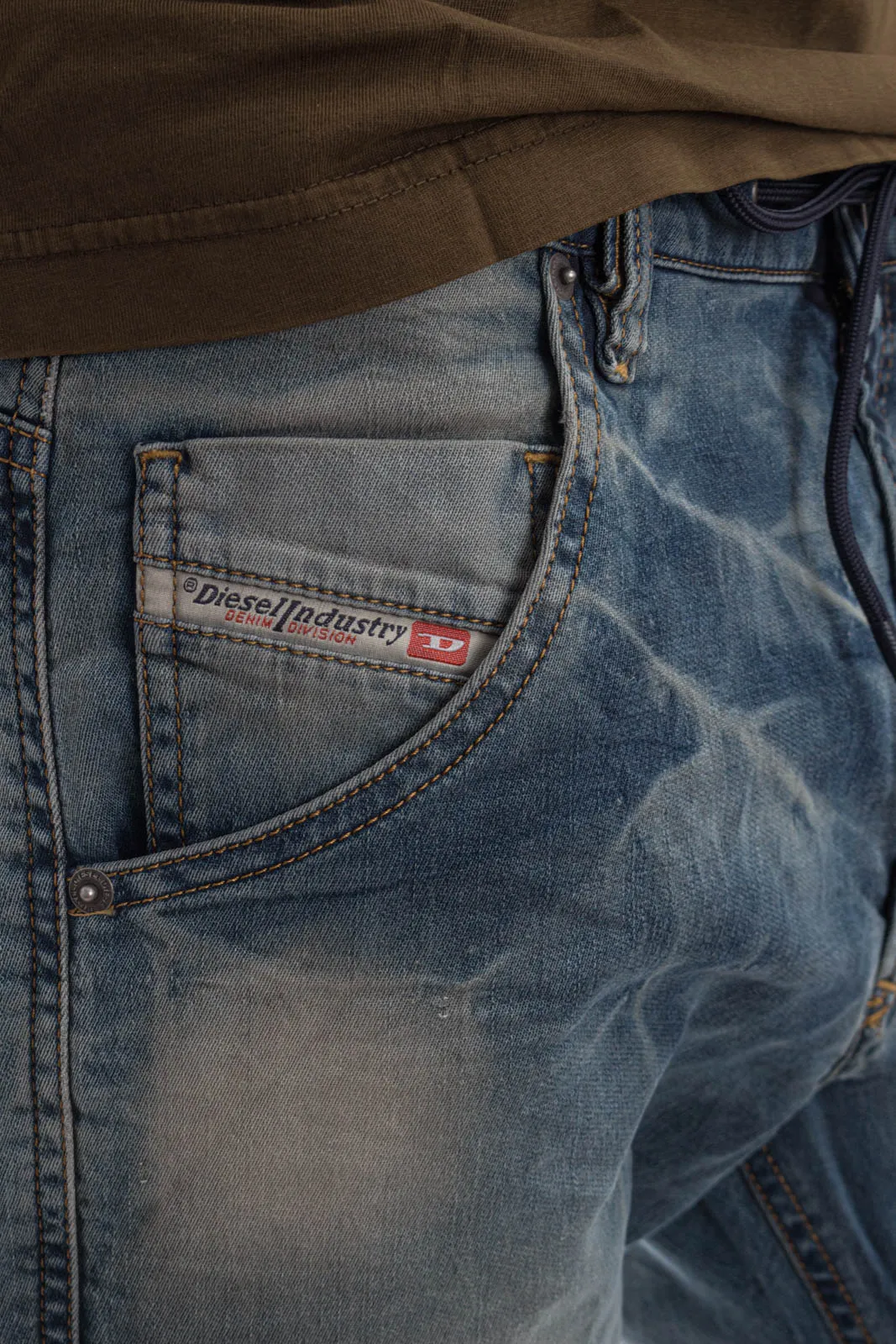 DIESEL Jeans KROOLEY-Y-NE L.34 