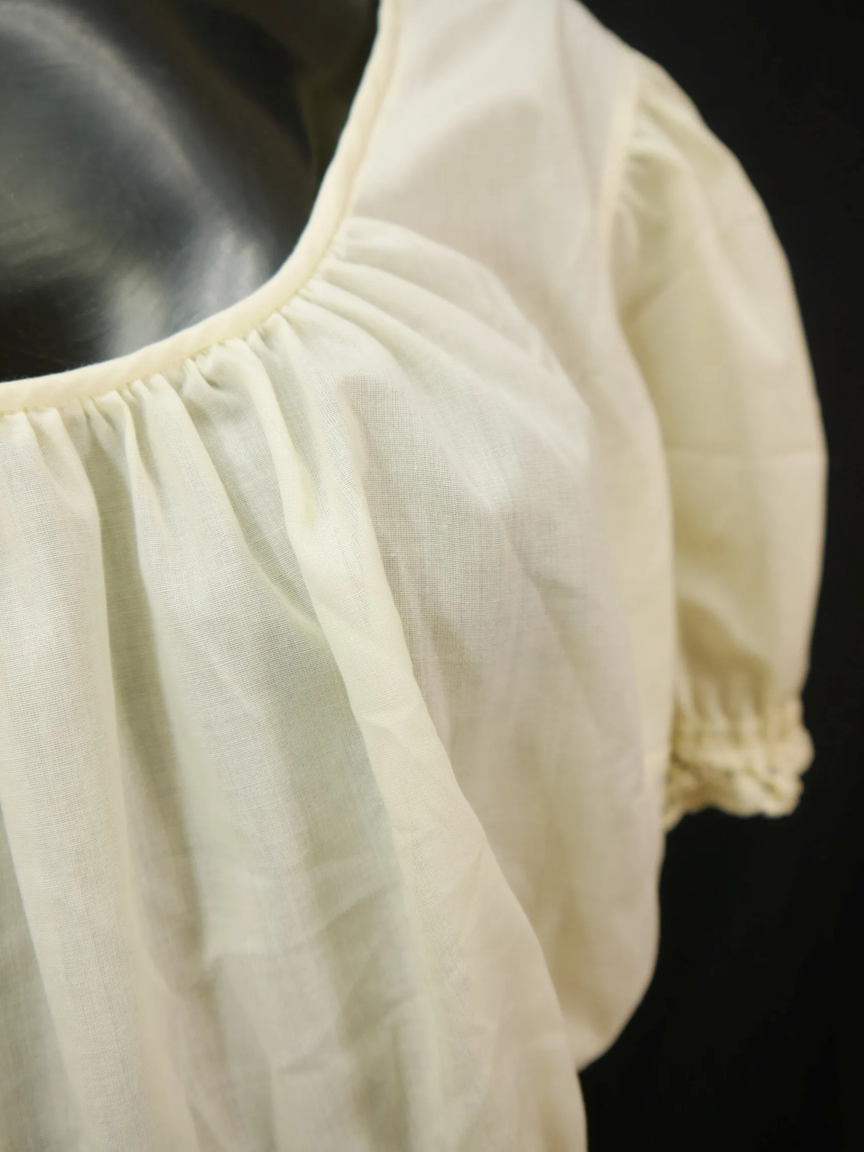 Gr.48 Dirndlbluse süße Bluse für Dirndl Baumwollmischung mit Spitze B9449