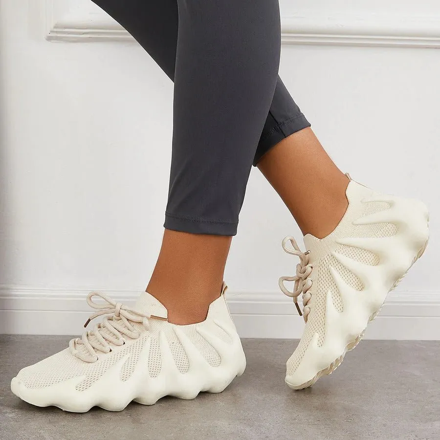Heidi-Mode Sneaker mit Atmungsaktivem Design