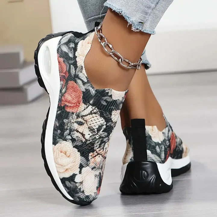 Klobige Sneaker mit Blumenmotiv für Damen