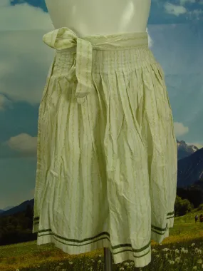 kurze Dirndlschürze einfache  Dirndl-Schürze  TS567