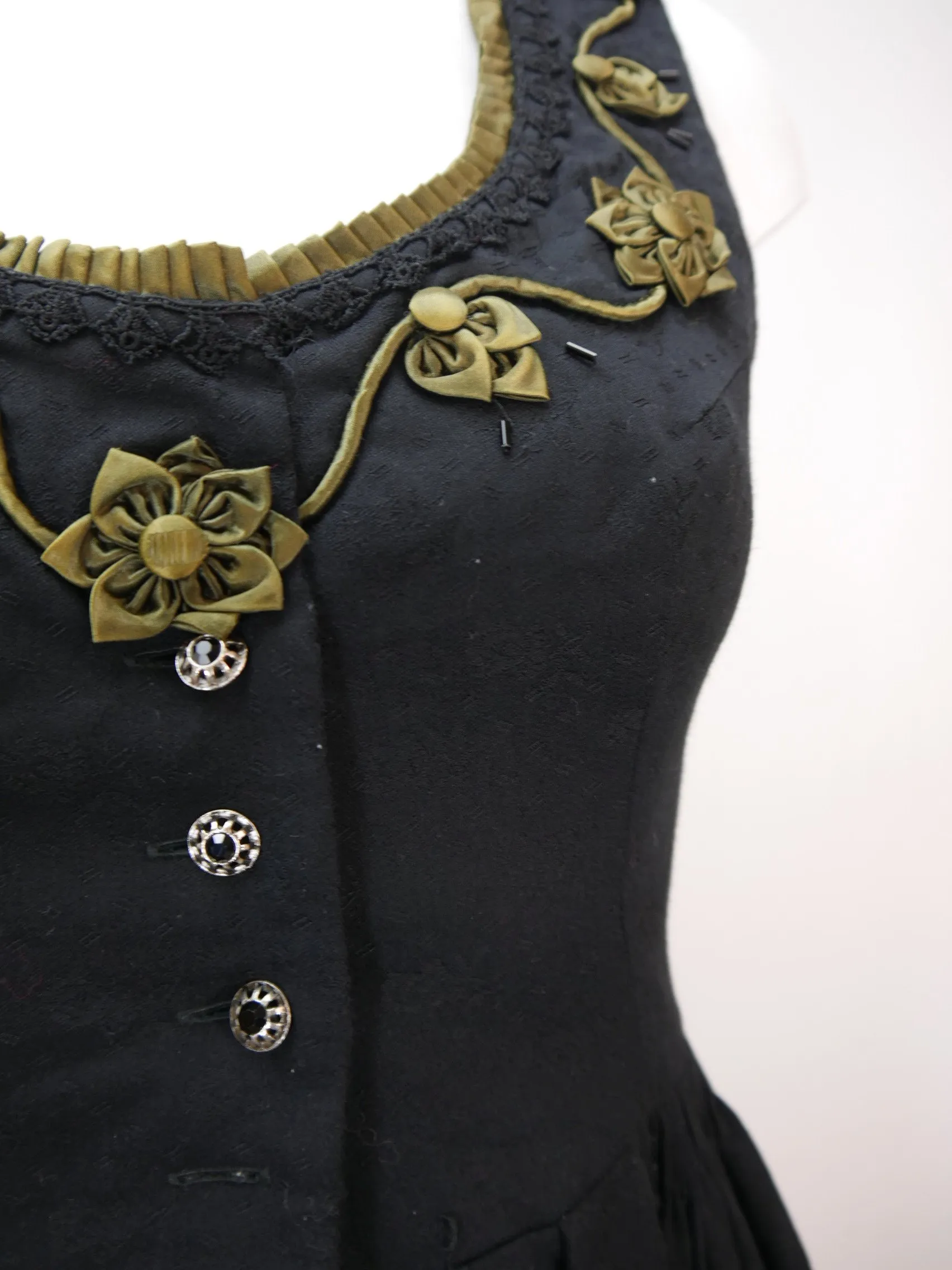 Trachten Reingruber schwarz mit Applikation tolles Dirndl ohne Schürze Gr.36