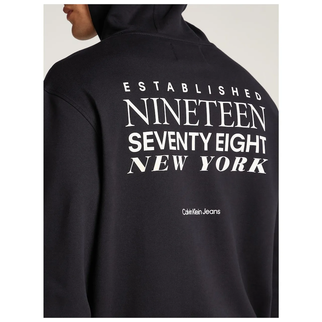 TYPEFACE GRAPHIC HOODIE